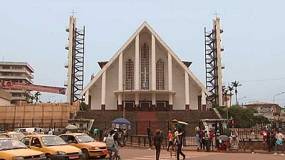 Pueblo de Dios - �frica en la salud y en la enfermedad - ver ahora