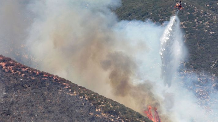 Telediario 1 - Multitud de incendios azotan la costa noroeste de EE.UU.