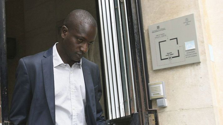 Telediario 1 - Declara el hermano del senegalés que murió en Salou