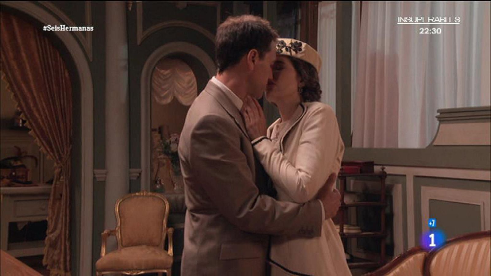 'Seis Hermanas' - Adela y Germán se besan