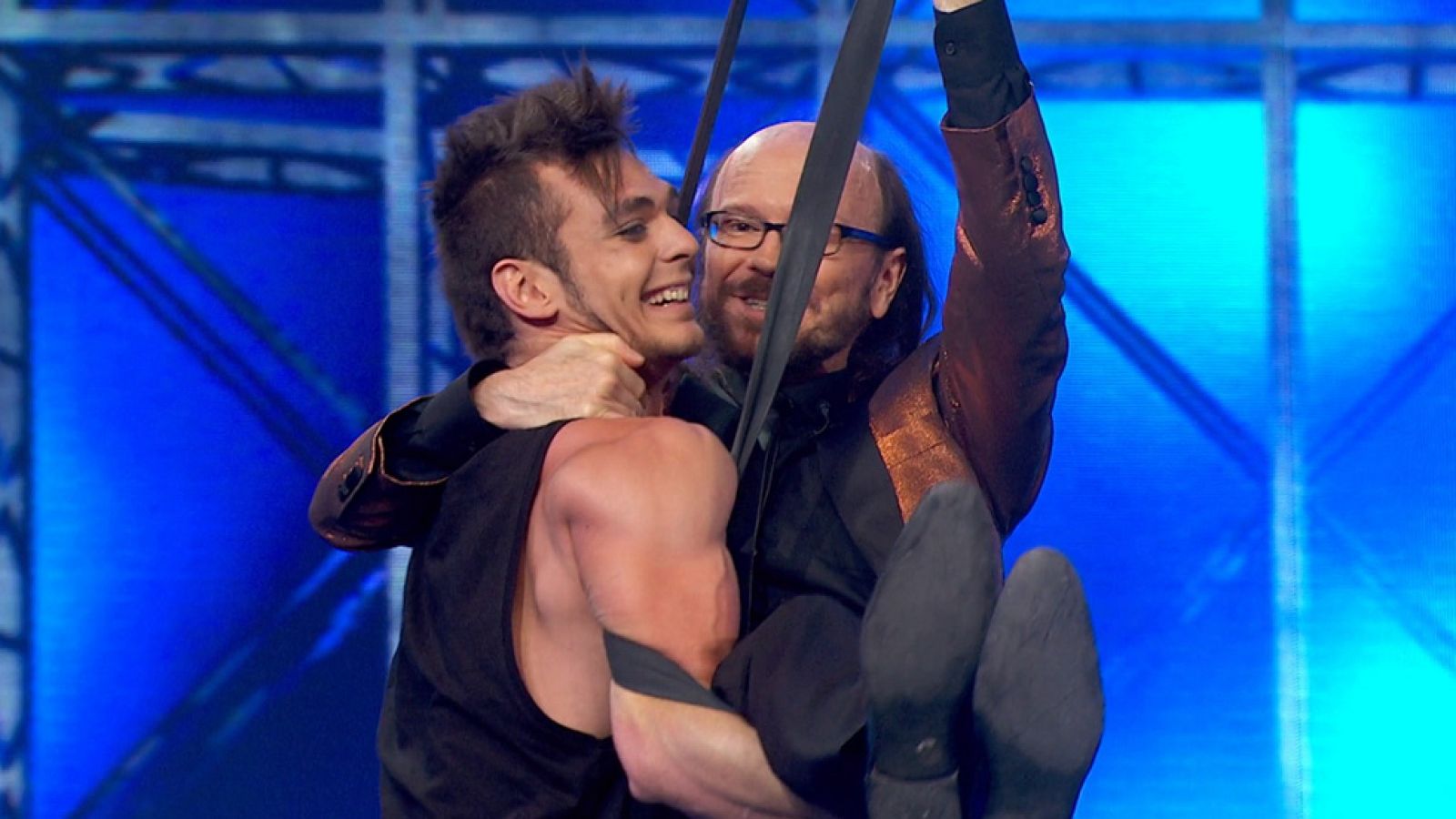 Insuperables - Santiago Segura, por los aires