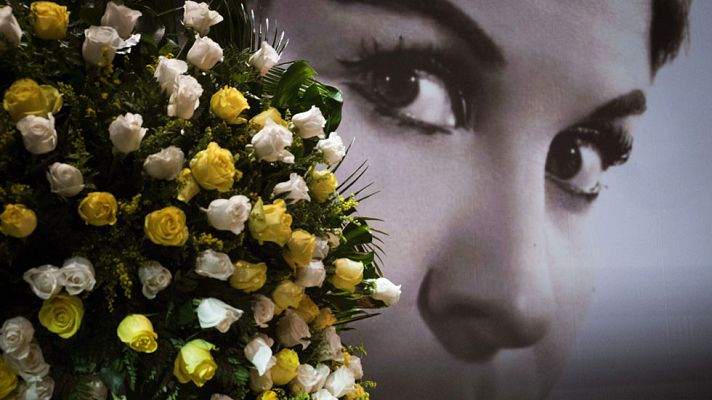 Telediario 1 - Cientos de personas dan el último adiós a Lina Morgan