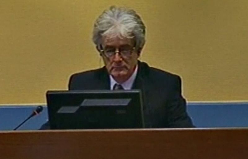 Aplazada la vista preliminar en el juicio contra Karadzic