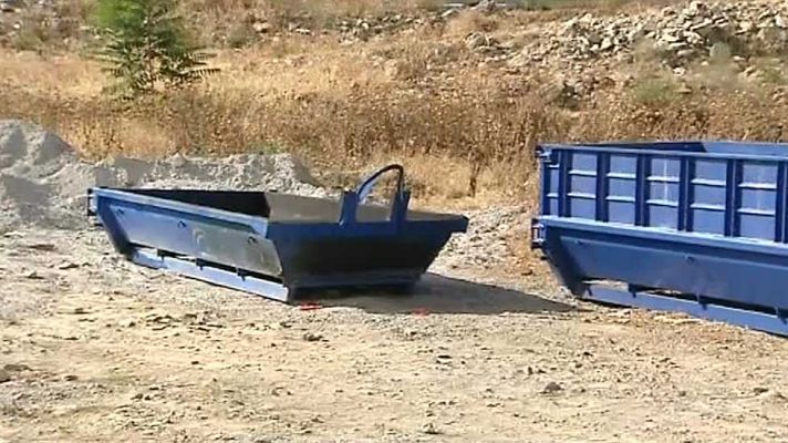 Telediario 1 - Encuentran el cadáver carbonizado de una mujer en un contenedor en Nerva, Huelva