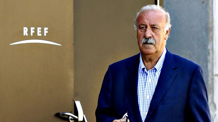 Telediario 1 - Del Bosque da una lista con acento británico