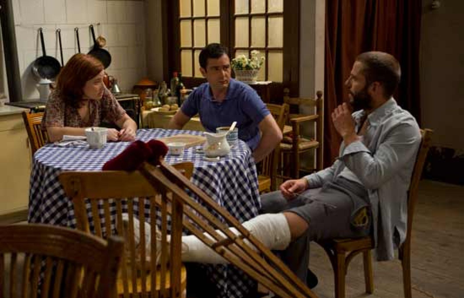 Amar - Avance del capítulo 40 - Amar en tiempos revueltos | Ver