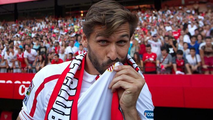 Telediario 1 - Llorente agradece el cariño recibido en su presentación