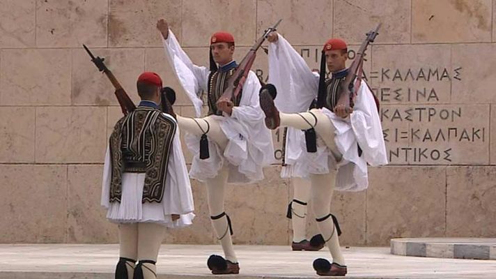 Telediario 1 - La economía griega sigue repuntando gracias al sector turístico