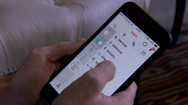 Telediario 1 - Las aplicaciones de contactos son cada vez más habituales