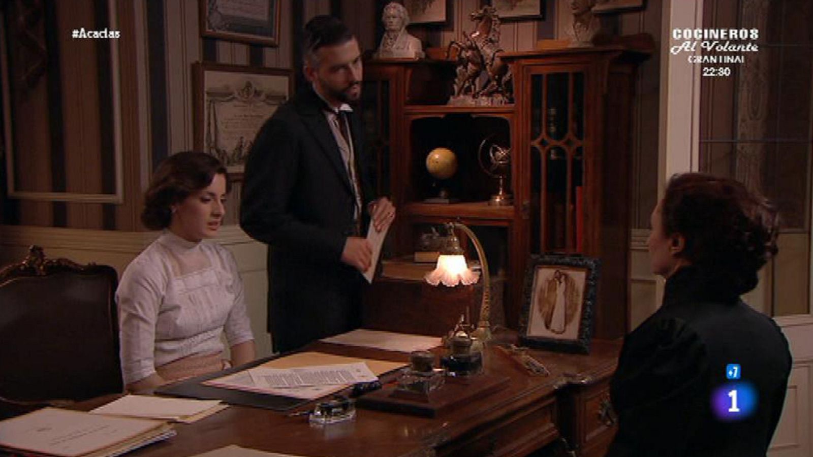 Acacias 38 - Felipe intenta mantener la custodia de Adriana con un soborno