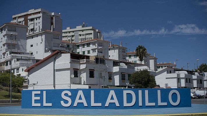 Telediario 1 - Registro en la vivienda familiar de un presunto terrorista