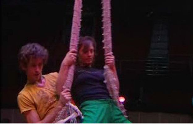 Miradas 2 - El circo: renovarse o morir