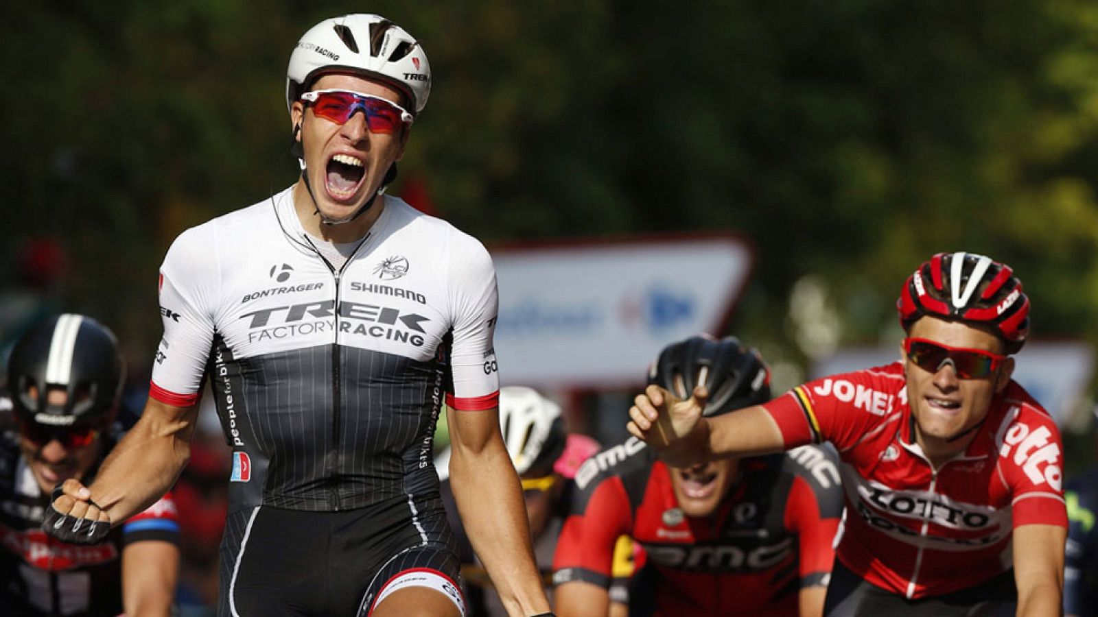 El holandés Danny Van Poppel gana la duodécima etapa y Aru sigue líder - Vuelta ciclista a España | Ver