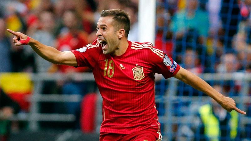 Jordi Alba pone por delante a España con la cabeza (1-0) | Ver