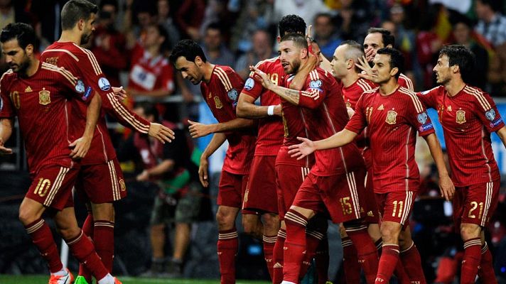 Informativo 24h - España recupera el liderato y el buen fútbol