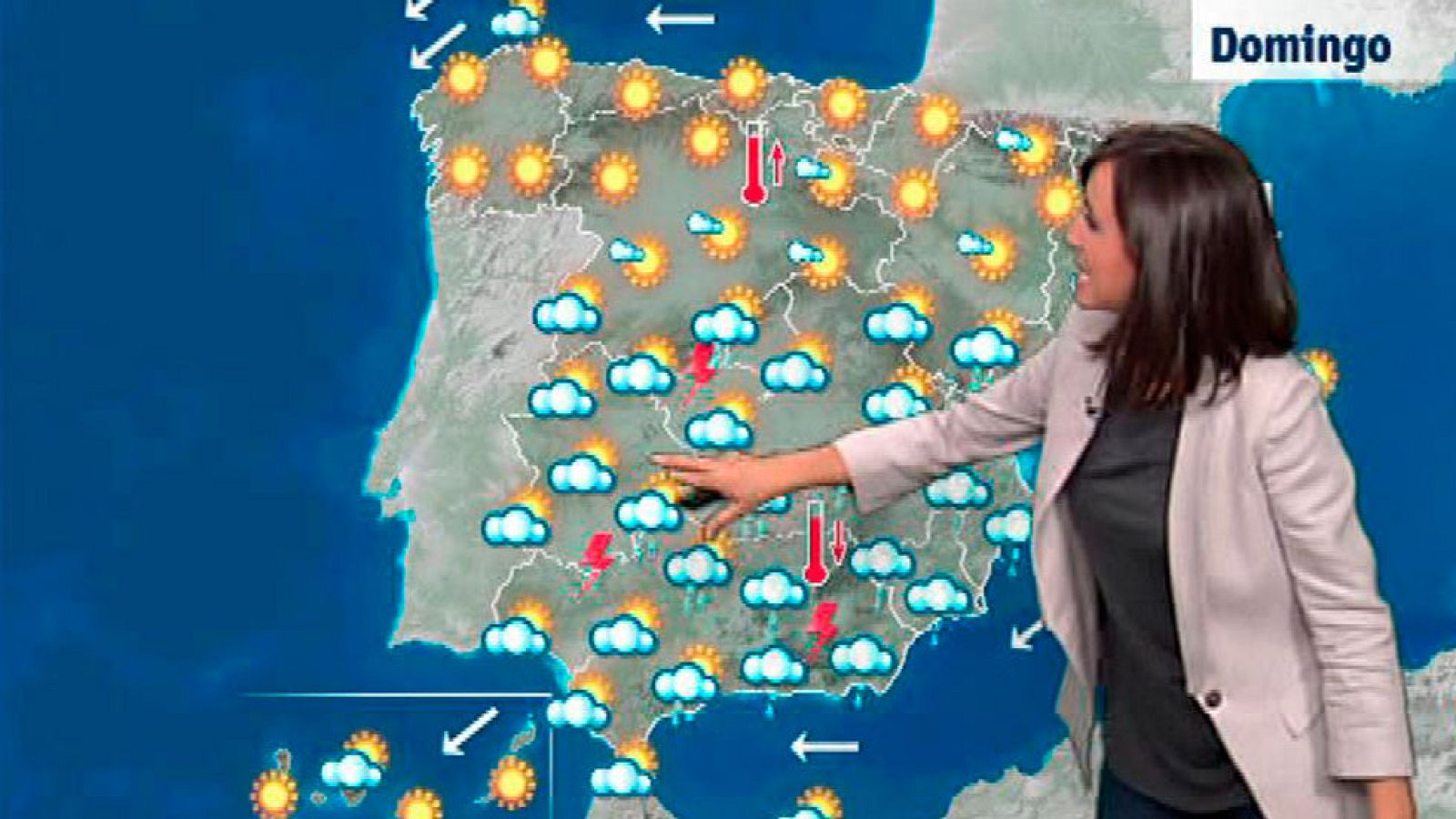 Cielos nubosos y chubascos fuertes en el sudeste peninsular