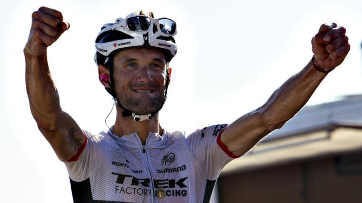 Vuelta ciclista a España - Frank Schleck gana en Ermita del Alba y 'Purito' es líder