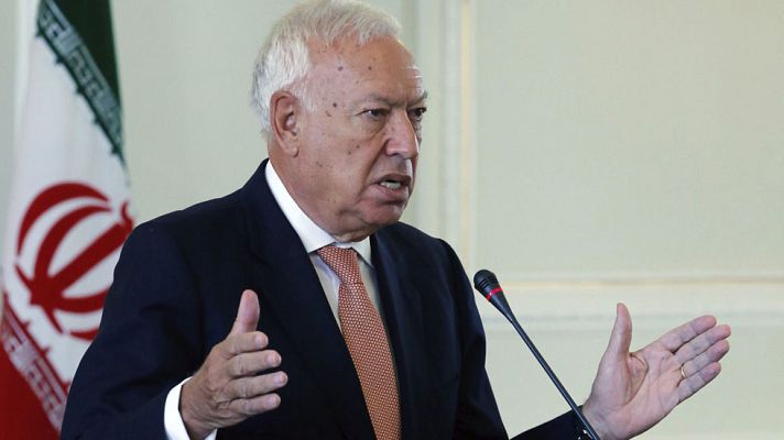 Telediario 1 - Margallo cree que ha llegado el momento de "entablar negociaciones" con Al Asad