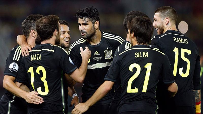 La Roja roza el pase a la Eurocopa 2016 | Ver