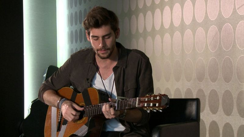 Álvaro Soler triunfa con su pop mestizo, con toques electrónicos y latinos