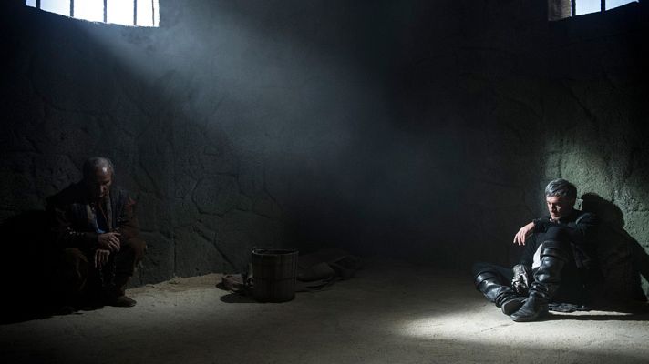 Águila Roja - Malasangre, de "visita" por la cárcel