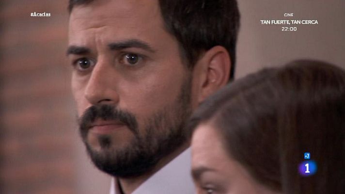 Acacias 38 - Manuela le cuenta a Justo cómo era antes de su amnesia