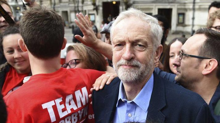 Telediario 1 - Corbyn ha sido proclamado nuevo líder del Partido Laborista