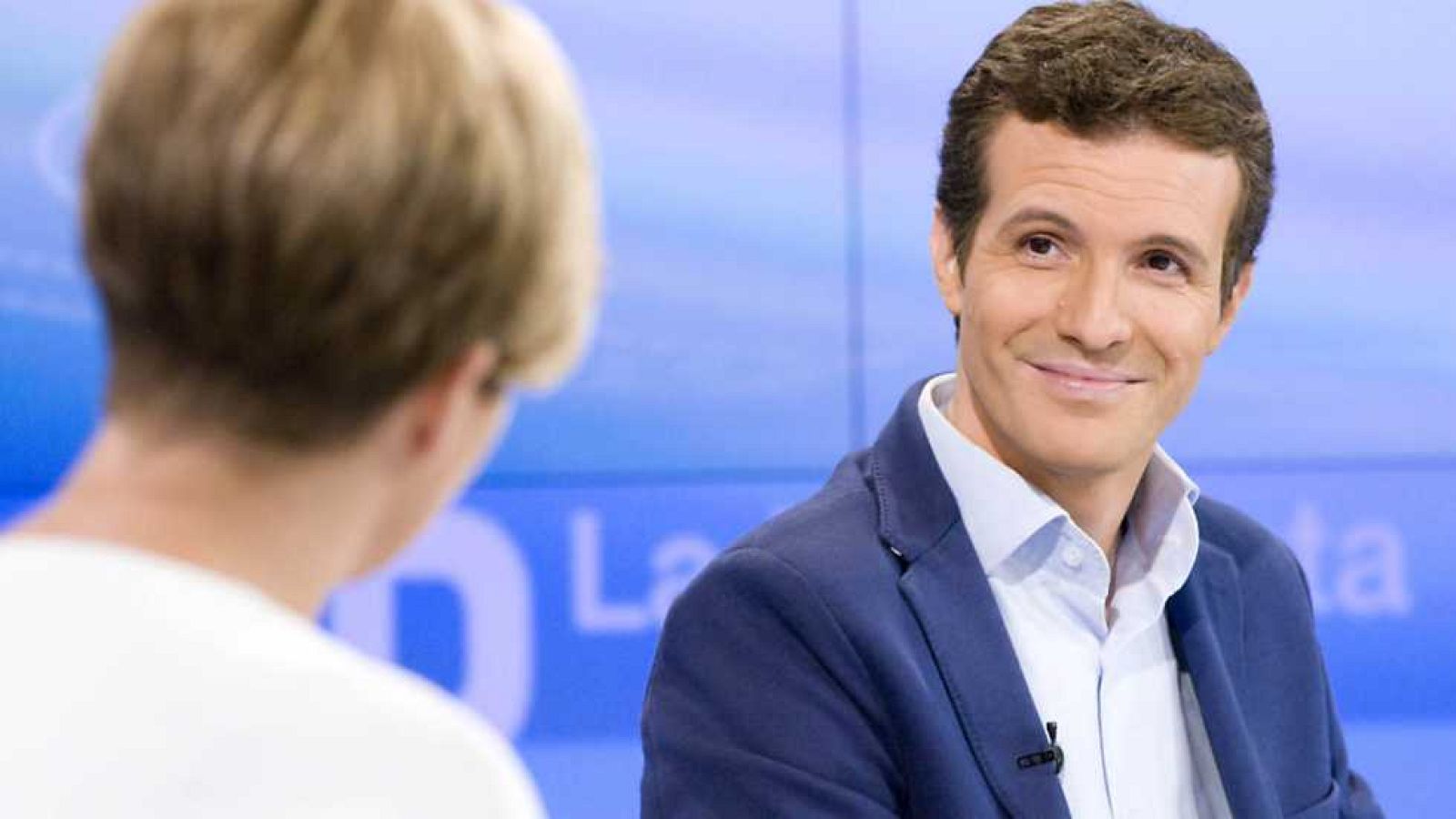 Los desayunos de TVE - Pablo Casado, vicesecretario de Comunicación del PP. Padre Ángel, de Mensajeros de la Paz - Ver ahora