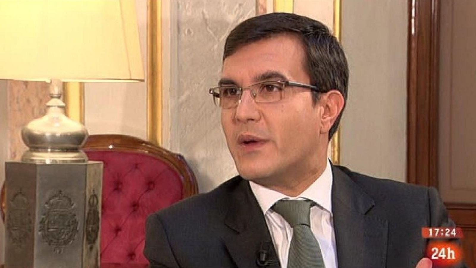 Parlamento - La entrevista - José Luis Ayllón, secretario de Estado de Relaciones con las Cortes - 12/09/2015