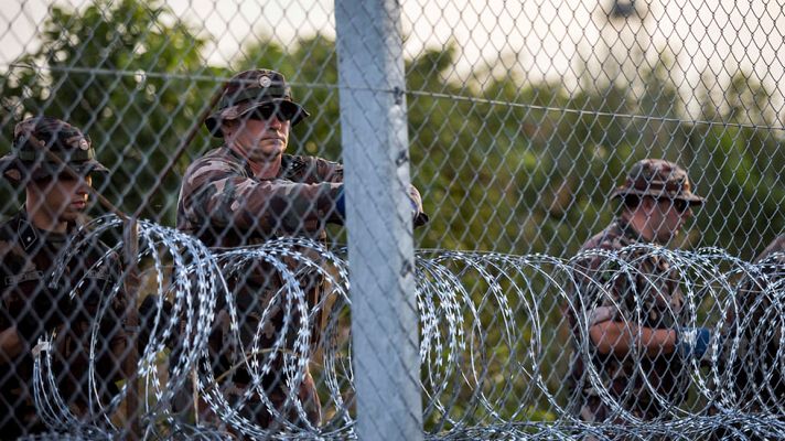 Telediario 1 - Telediario Matinal en 4' - 15/09/15