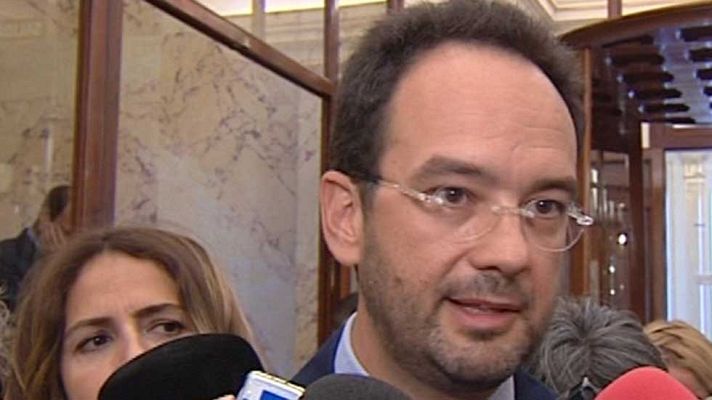 Telediario 1 - La polémica del toro de la Vega se traslada a la arena política