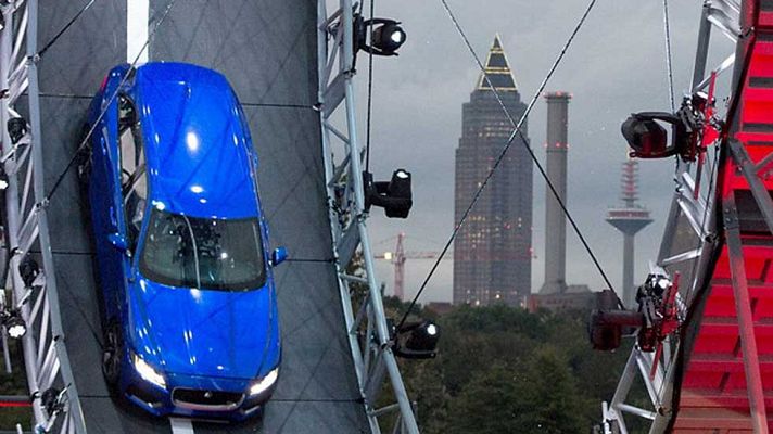 Telediario 1 - El Salón Internacional del Automóvil de Fráncfort muestra los últimos avances y modelos del motor