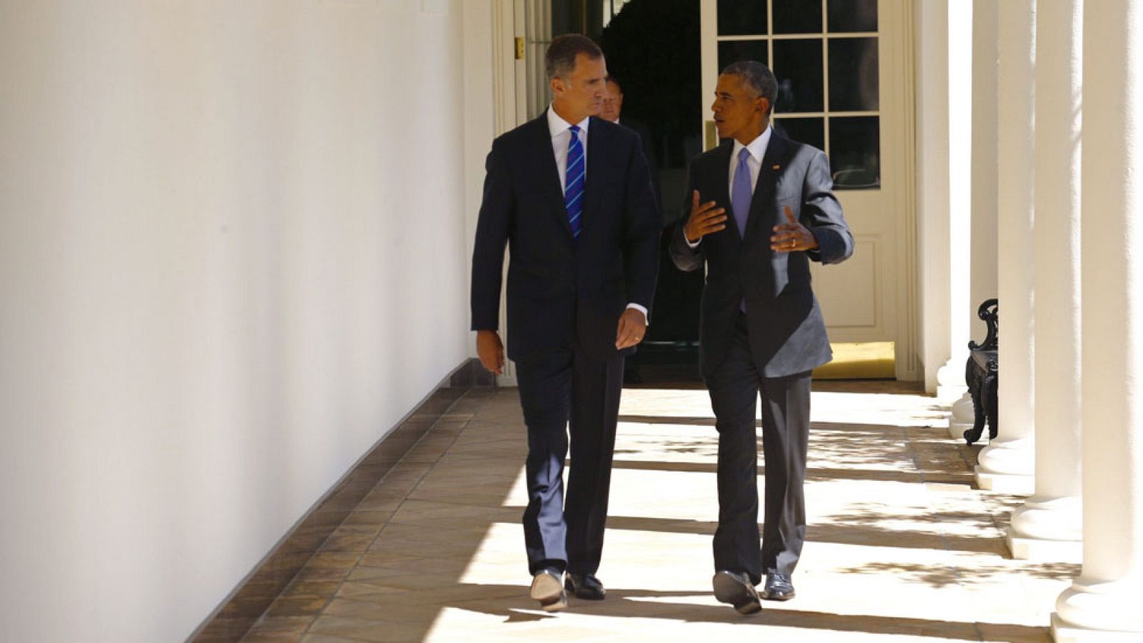 Obama traslada al rey su compromiso con una "España fuerte y unida" | Ver