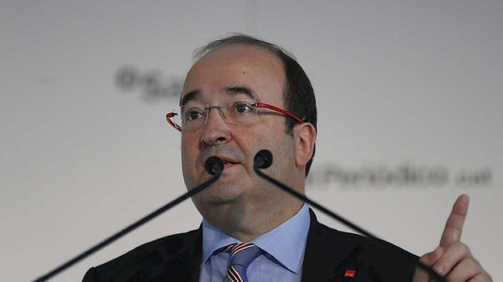 El PSC pide al PP que abandone la política del no si quiere frenar el independentismo