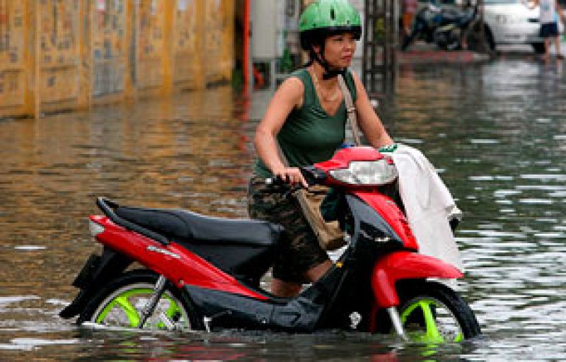 Las intensas lluvias han provocado 19 muertes en Vietnam.