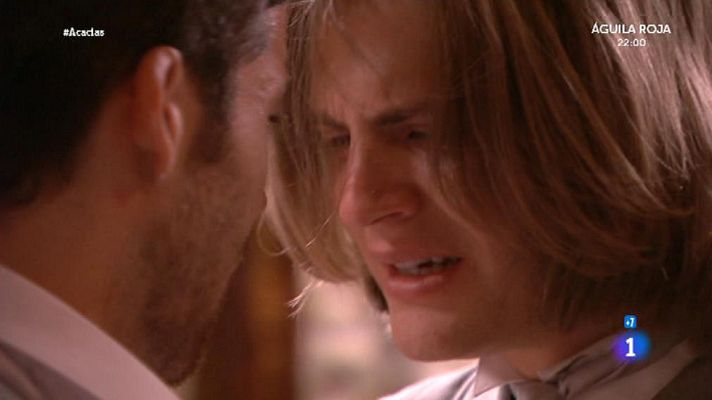 Acacias 38 - Claudio le declara a Marco su amor