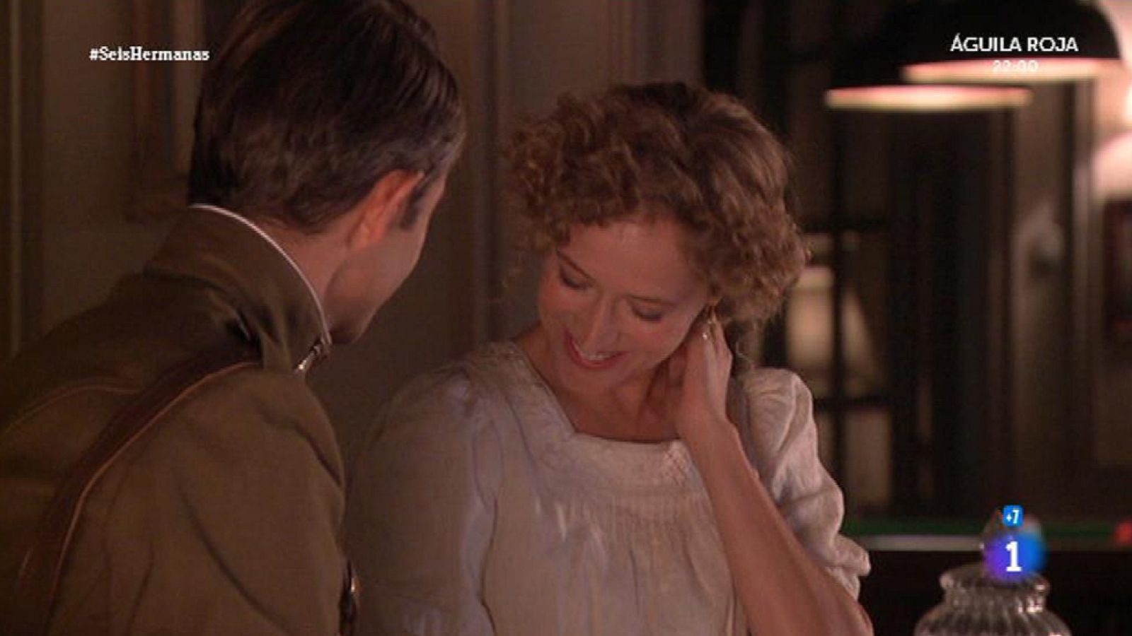 Seis Hermanas - Diana y Alonso se besan