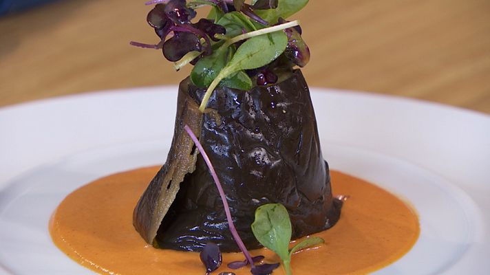 Torres en la cocina - Berenjena asada con romesco