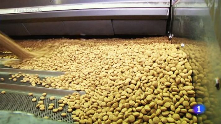 Fabricando. Made in Spain - Croquetas para perro