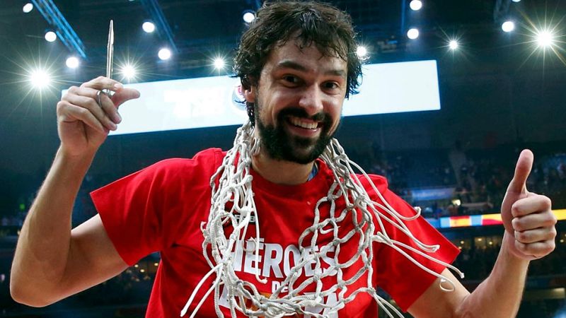 La selección campeona de Europa aterriza en Madrid