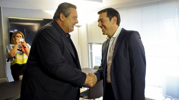 Telediario 1 - Los partidos políticos españoles han felicitado a Tsipras por su victoria
