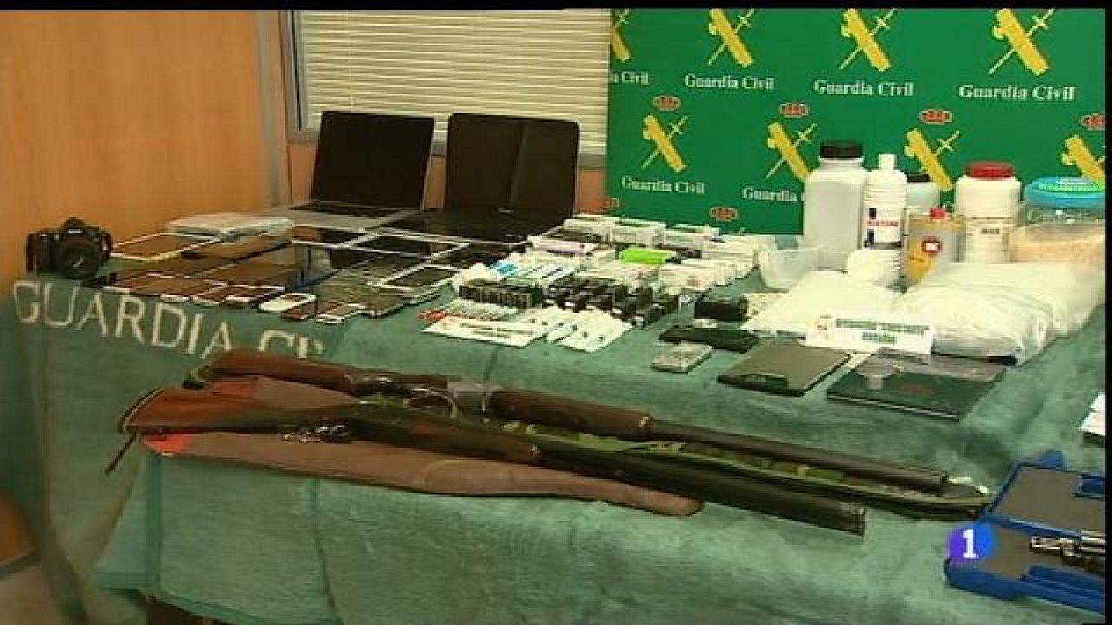 Presó per 12 dels 21 detenguts en l'operació Constant contra el narcotràfic.