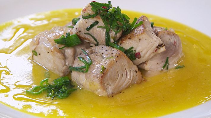 Torres en la cocina - Crema al azafrán con bonito