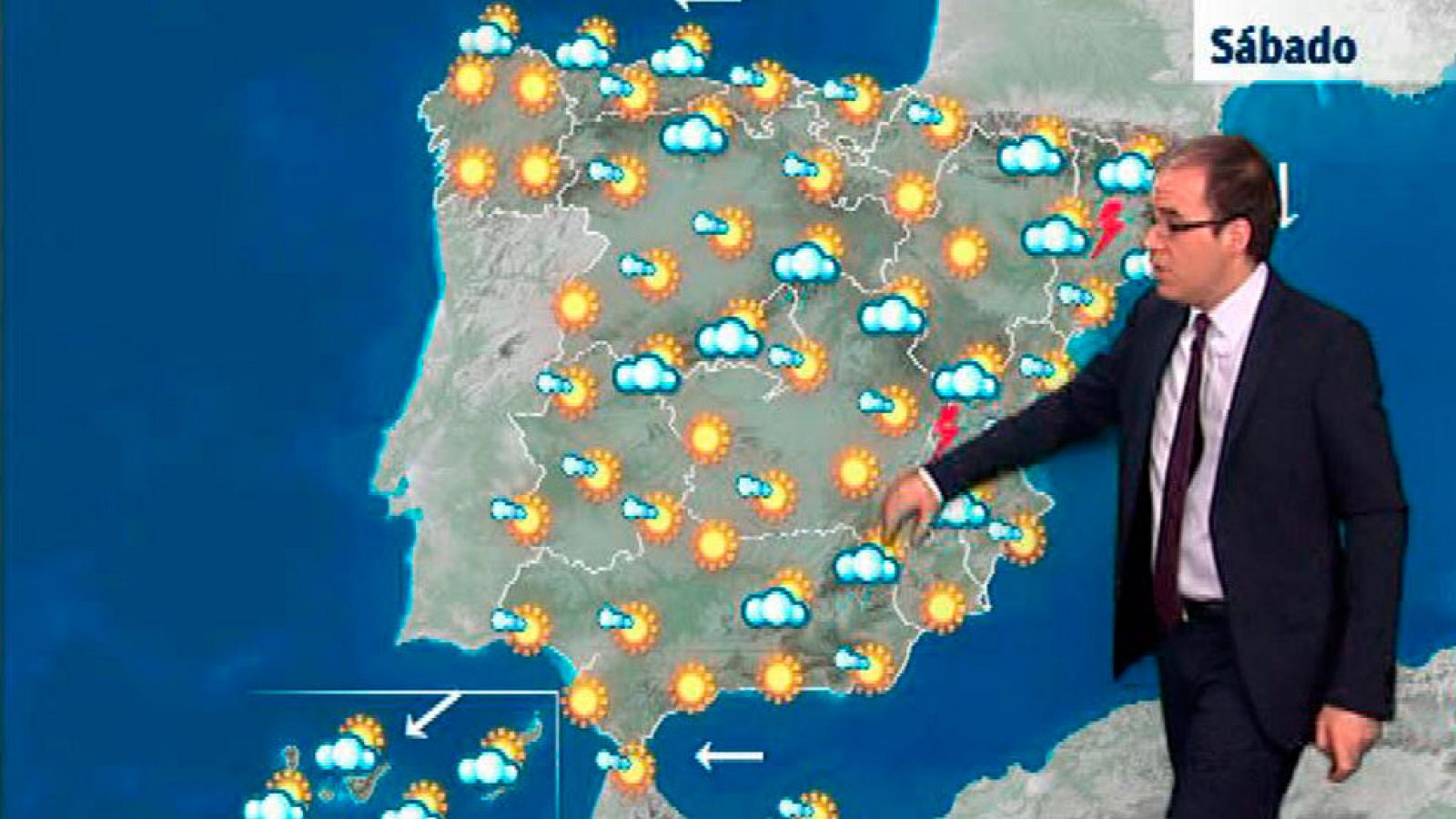 Nublado en casi toda España con chubascos en el norte y el este