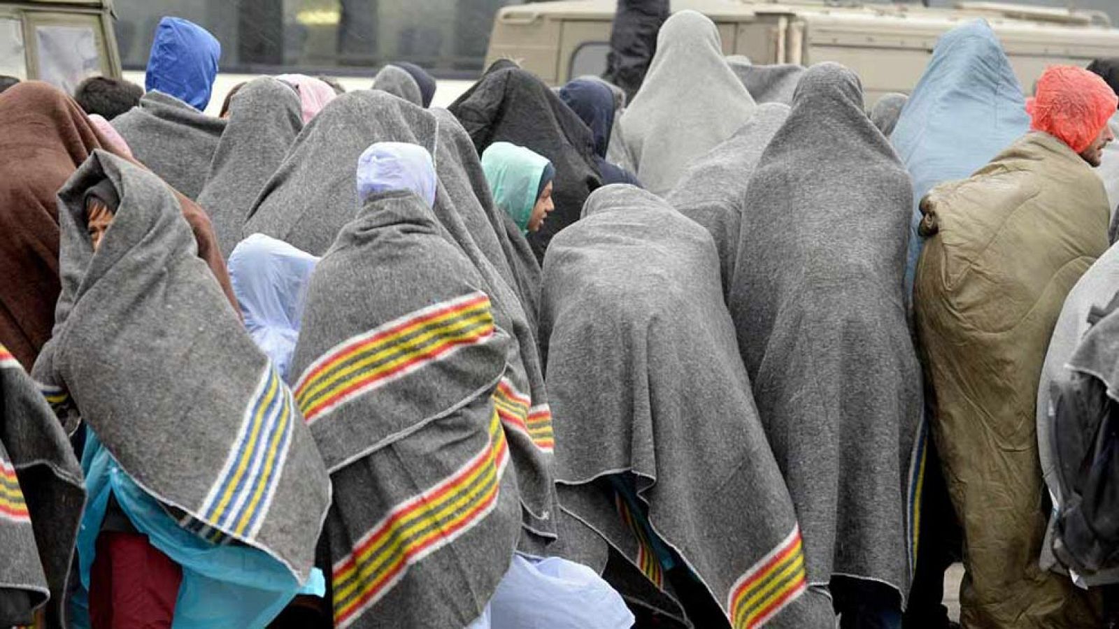 Miles de refugiados siguen llegando a Croacia