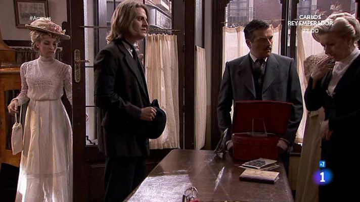 Acacias 38 - Susana prohíbe a su hijo relacionarse con Claudio