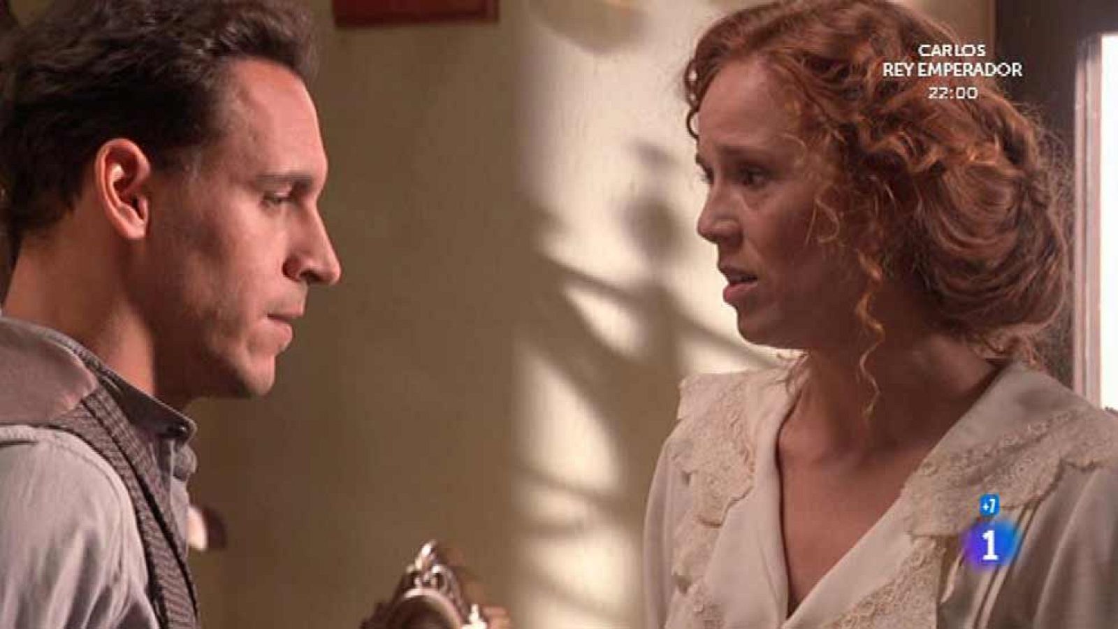 Seis Hermanas - Francisca y Gabriel vuelven a discutir por sus trabajos