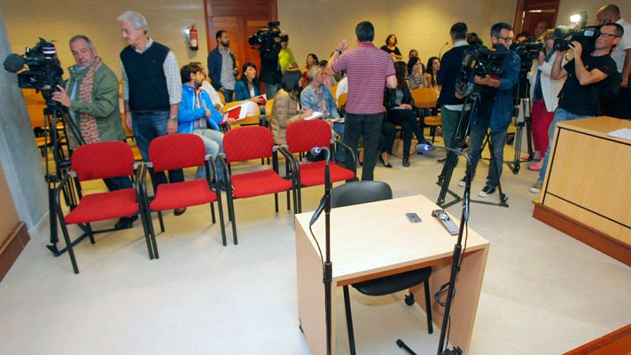 Telediario 1 - Comienza el juicio por el caso Asunta