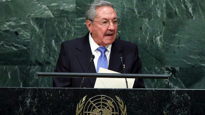 Telediario 1 - Obama dice ante la ONU que el embargo a Cuba se levantará
