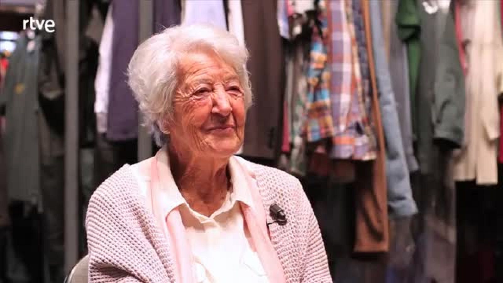 Descubriendo a La Domi, Asunción Balaguer en Olmos y Robles